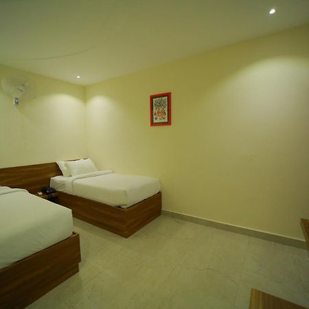 Hotel Dhruv Elite And Banquets Hyderabad Esterno foto